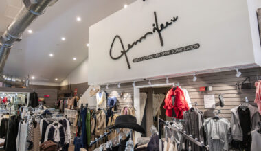 Jennifer’s Boutique hosts Fashion Forward Friday