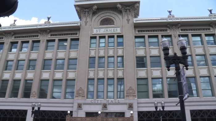 Investigation finds no criminal intent in firearm registry at city buildings