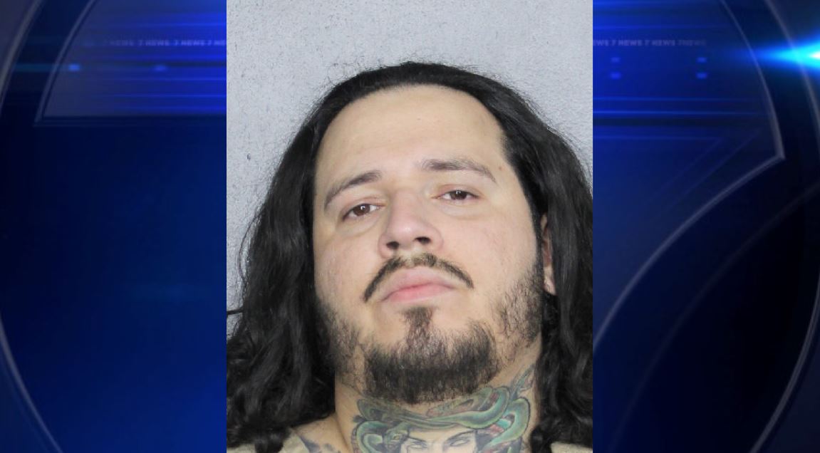 Hollywood man arrested on attempted homicide charge after alleged roadside assault, hit-and-run - WSVN 7News | Miami News, Weather, Sports