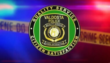 Valdosta Police arrest five people, including teenagers, for interfering with traffic stop