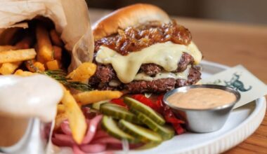 Where Southern Comfort Finds a Coastal Breeze