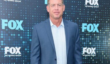 Troy Aikman to Miami Dolphins rescue? Steve Ross can only hope