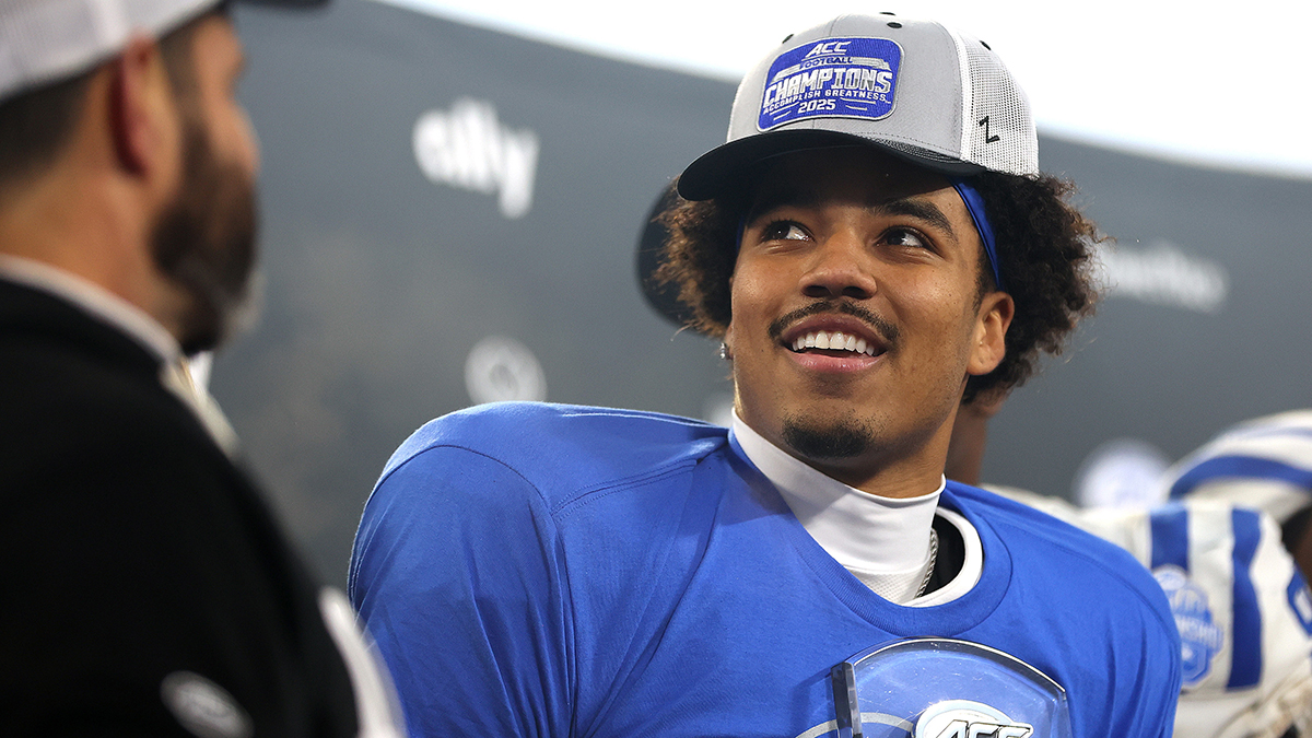 QB Darian Mensah joins Miami Hurricanes after legal battle with Duke – NBC 6 South Florida