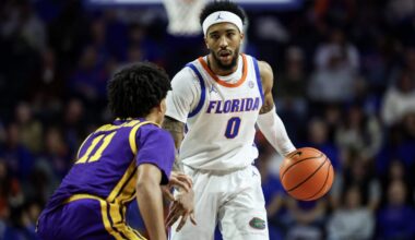 Which class has the best team? Are Florida and Kansas March sleepers? College basketball mailbag