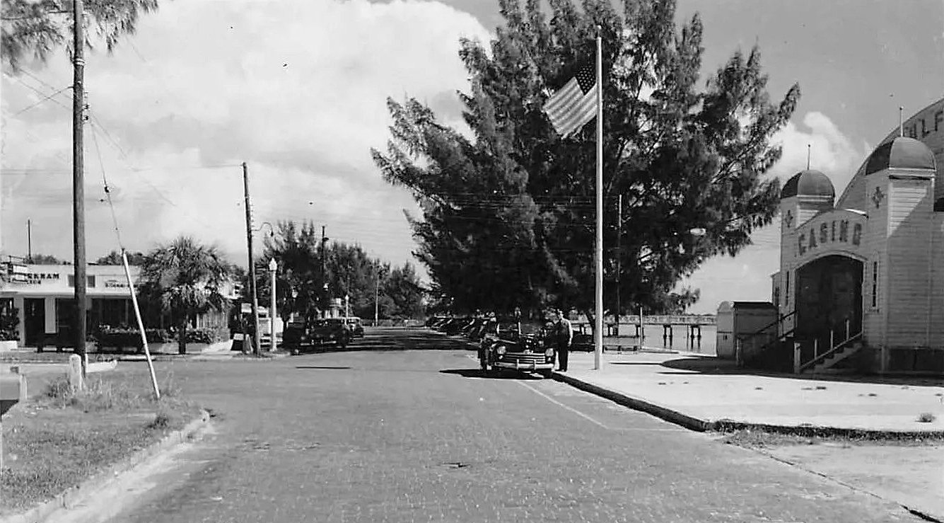 Gulfport, what defines a ‘sundown town’?