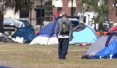 Volunteers brave cold to count people experiencing homelessness in Duval County