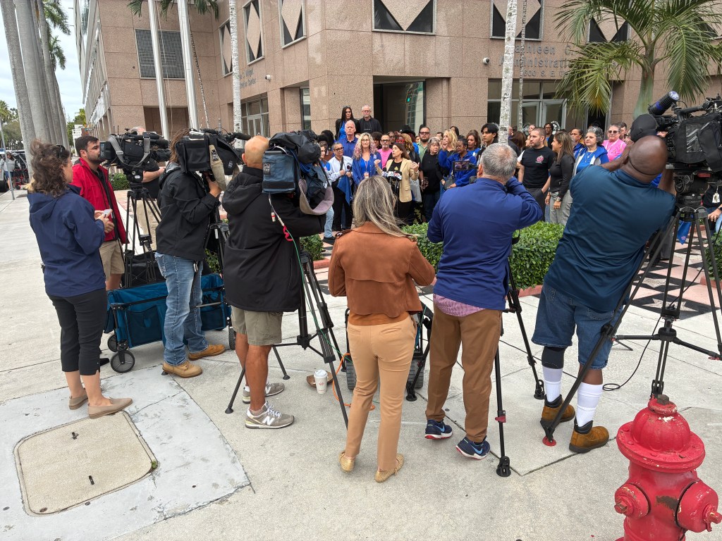 Who got those bonuses in Broward – Sun Sentinel