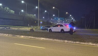 1 dead, several injured after speeding car runs red light, St. Pete police say