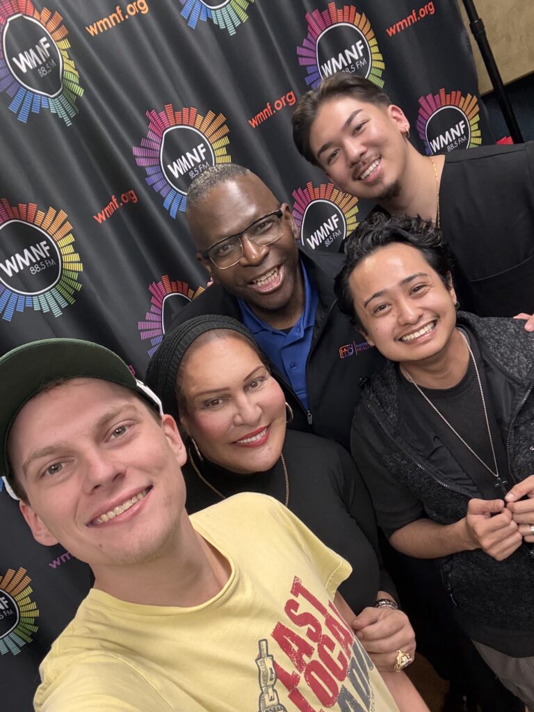 Hosts Chris Gorman, Esmé Russell and Vyn Suazion joined by Harmony Healthcare's Jimi Houser and Darcel Stevens