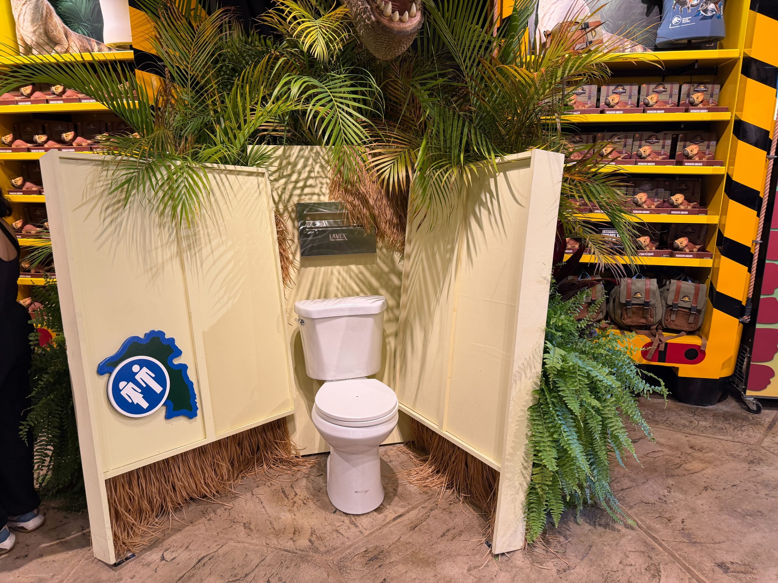 The former Jurassic Park Photo Op has returned to Islands of Adventure.