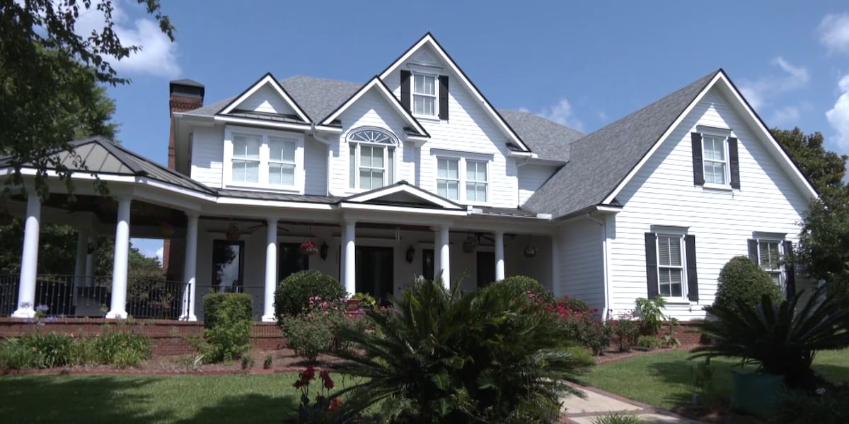 Florida lawmakers advance property tax reform proposal