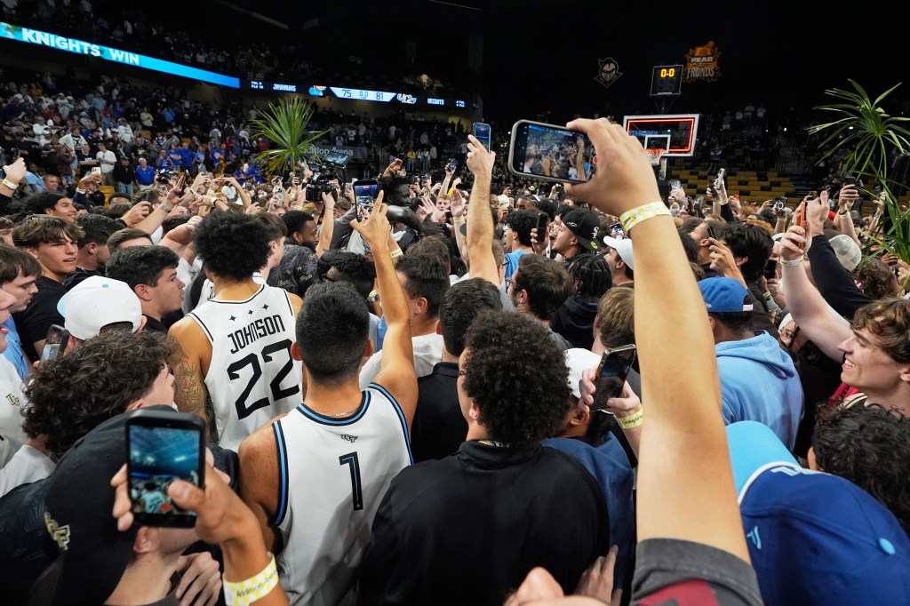 UCF hoops stuns No. 17 Kansas to win Big 12 opener
