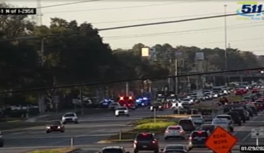 Fatal crash blocks southbound right lane on Philips Highway, north of I-295