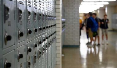 Kids absent from school too much? Florida lawmakers file bills to stop that
