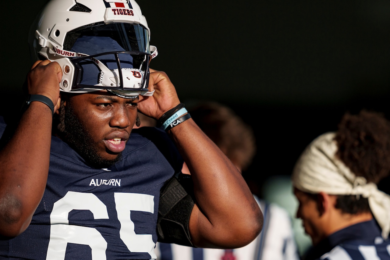 Former Auburn starting offensive lineman commits to Florida State, per reports