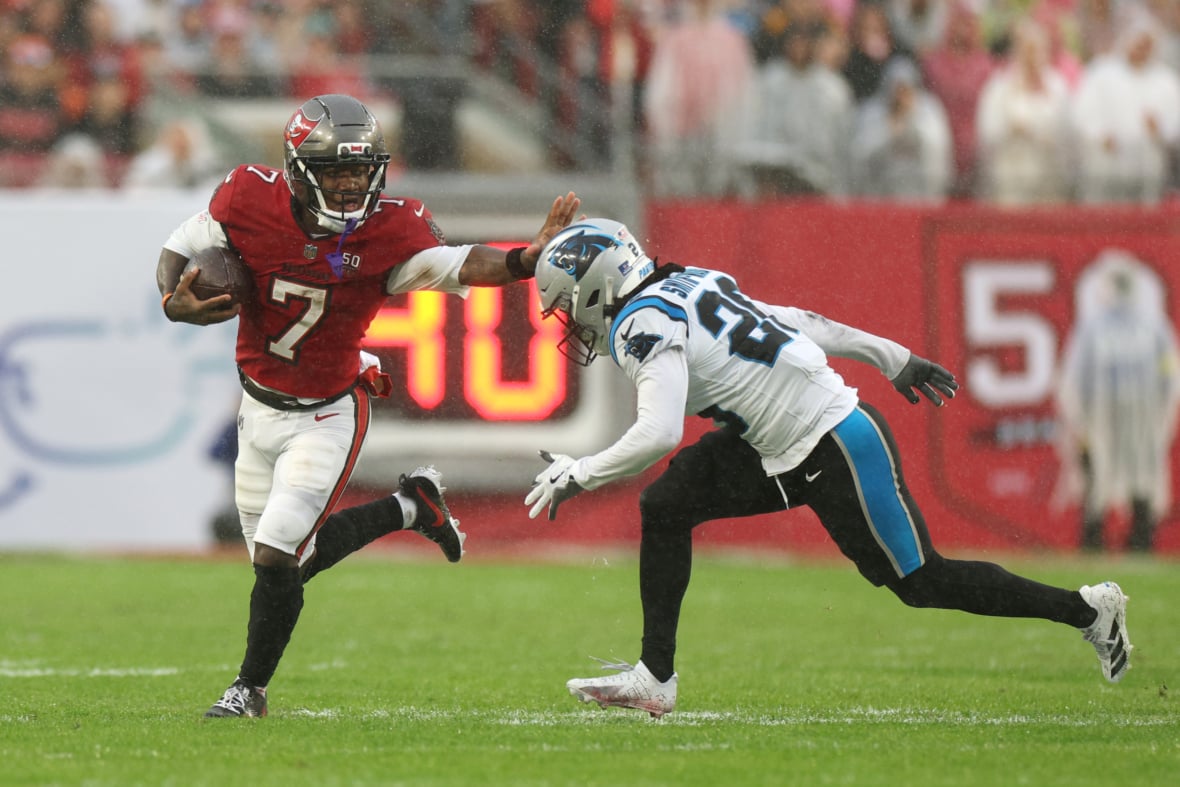 Winners, Losers from Tampa Bay Buccaneers' 16-14 Win Over Carolina Panthers