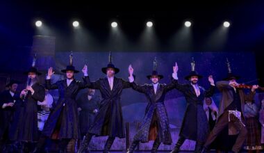 FIDDLER ON THE ROOF at Broadway Palm Dinner Theatre