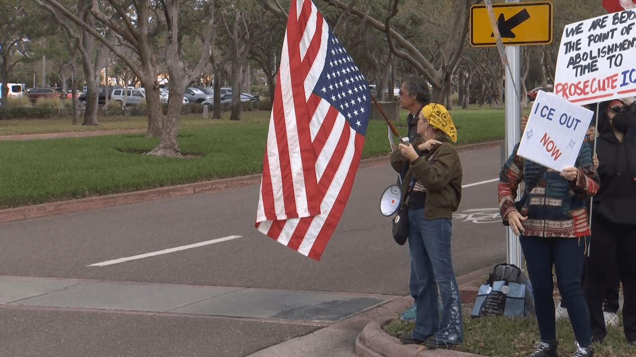 Border Patrol hiring event met with protests in St. Petersburg