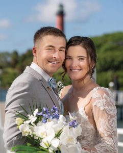 Samantha Williams Travis and Jacob Travis hosted their reception at the Pelican Club. Photo by Tommy Allore