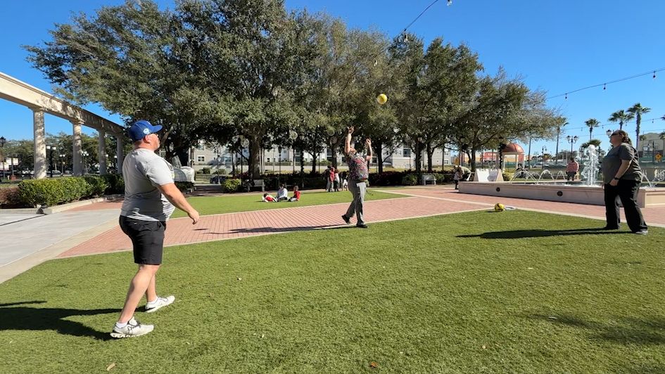 Central Floridia Kicks Off the New Year by Getting Outside