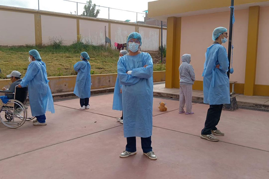 Sebastian Abril, a senior studying Psychology and Information technology, interning at a mental health clinic in Cusco, Peru. (Global Scholars blog)