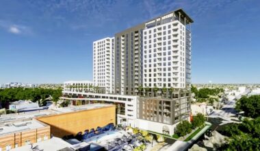 St. Pete tower receives approval despite opposition