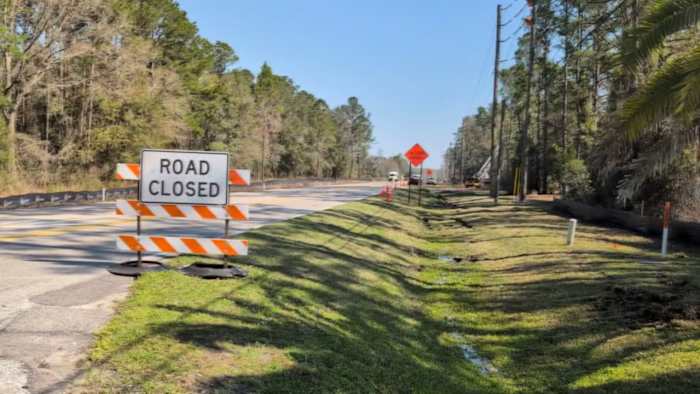 Lane closures on County Road 220 worsen yearslong backups in Clay County