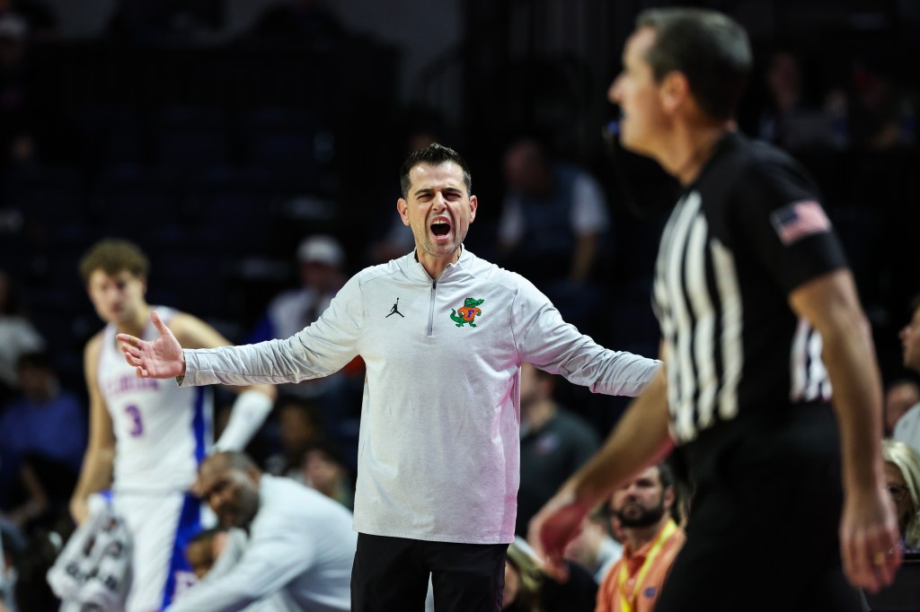 Todd Golden's Florida Gators rout Georgia to avoid 0-2 SEC start