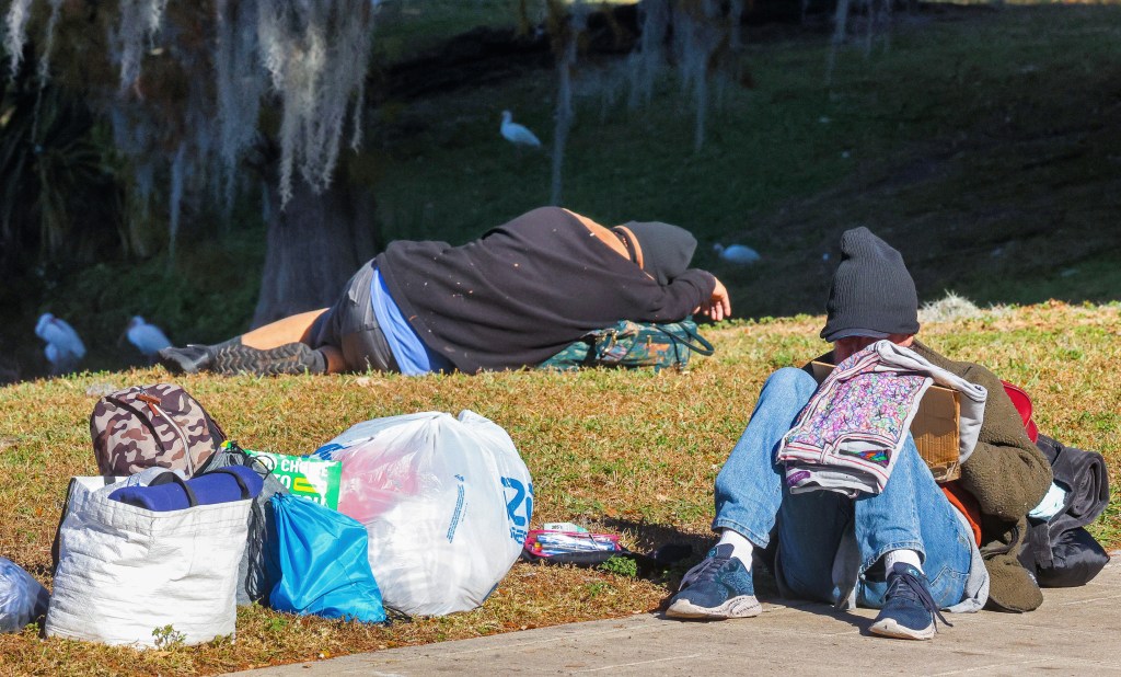 Central Florida volunteers search for homeless in 3-day count