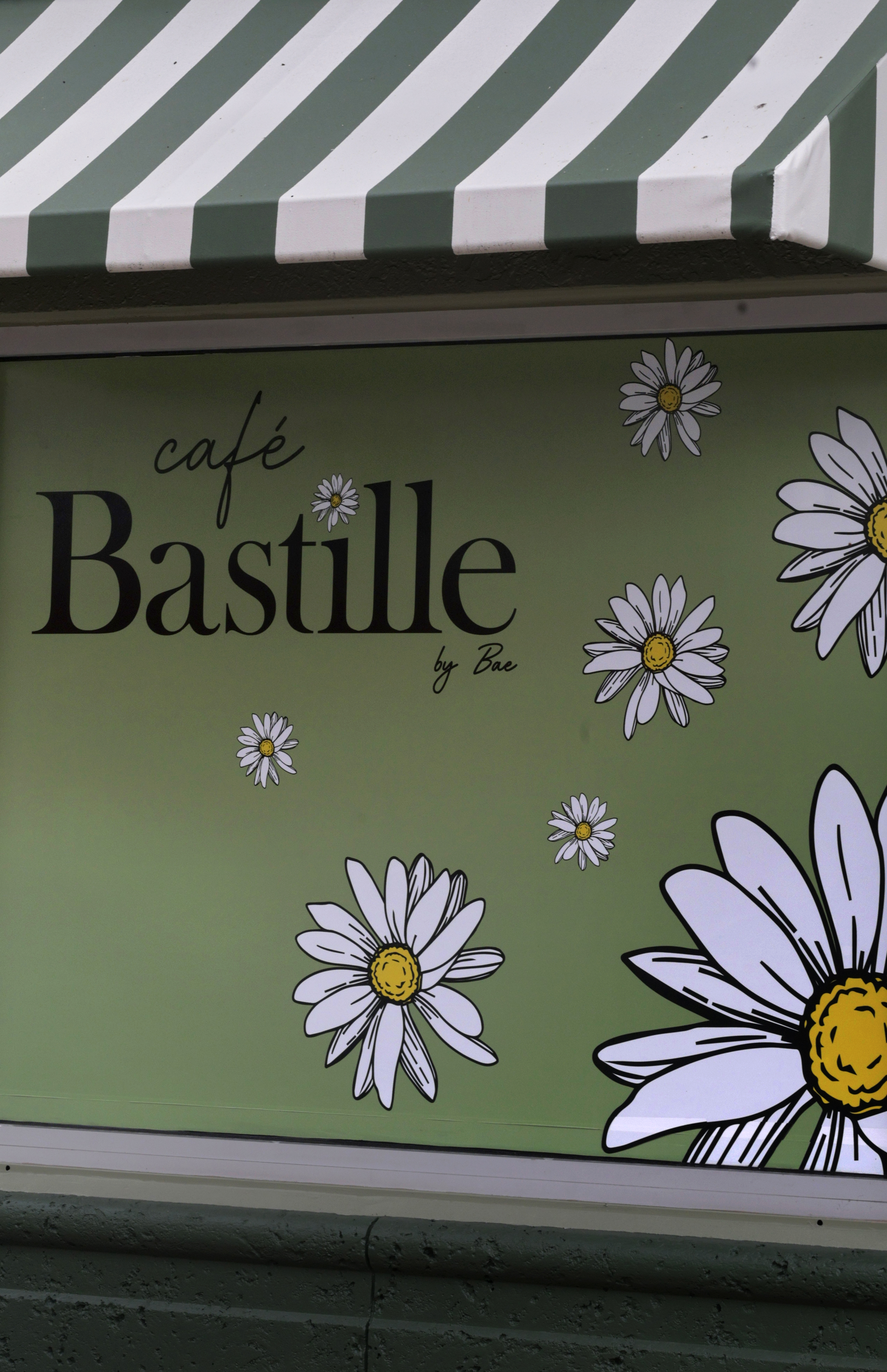 Cafe Bastille in the Weston Town Center on Thursday, Jan....