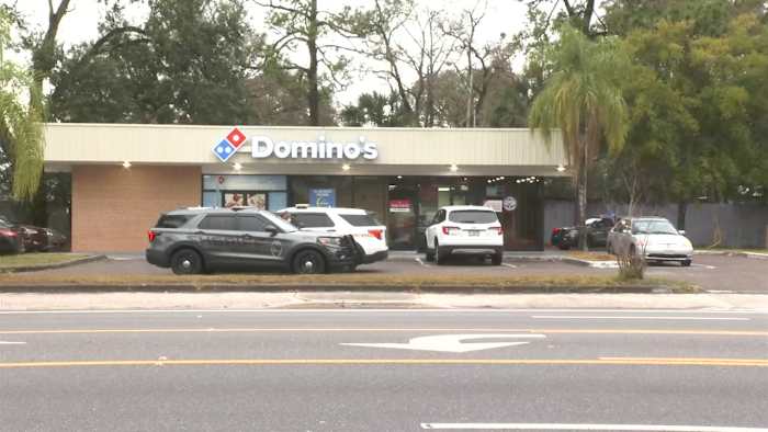 JSO investigates armed robbery at Domino’s on Cassat Ave