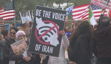 Tampa’s Iranian community rallies for regime change amid unrest in Iran