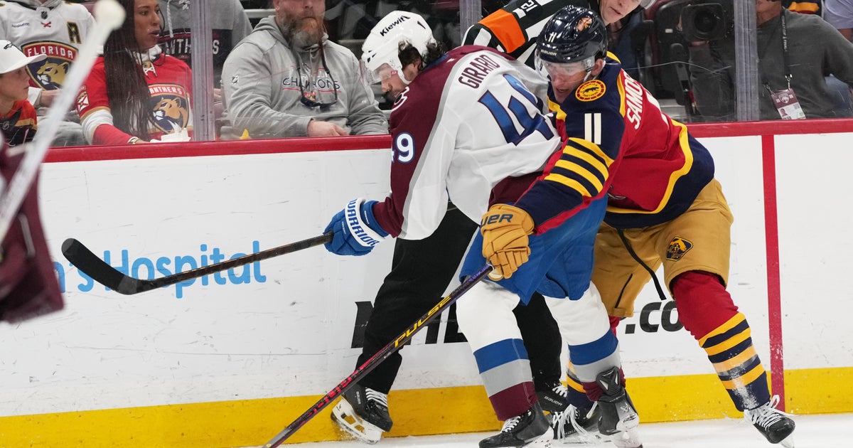 Florida Panthers hold off Colorado 2-1, hands Avs just 3rd regulation loss of season