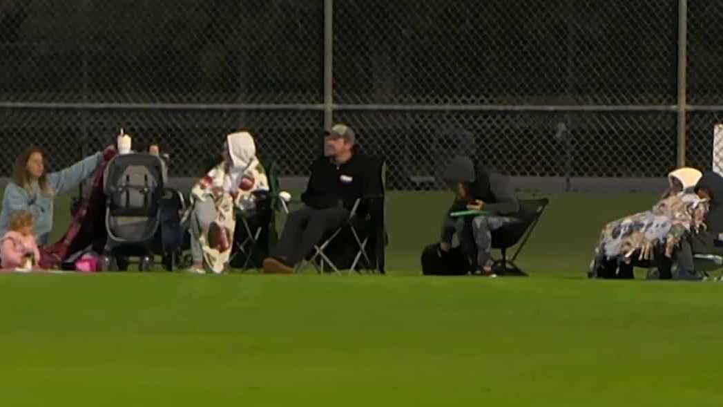 Cold weather doesn't stop Cape Coral residents from outdoor activities