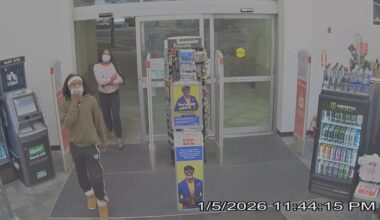 St. Pete police looking for 2 masked suspects accused of robbing CVS, pepper-spraying workers