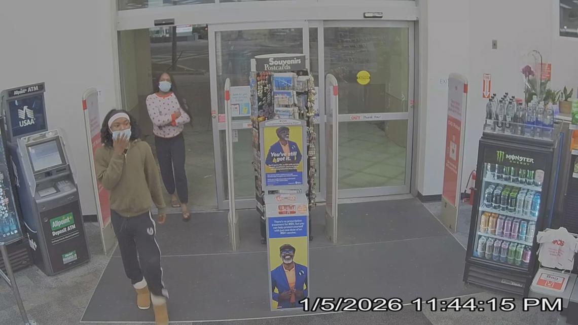 St. Pete police looking for 2 masked suspects accused of robbing CVS, pepper-spraying workers