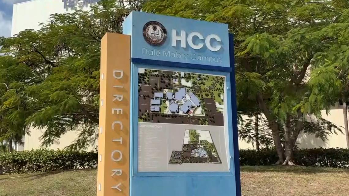 Former St. Petersburg mayor, economic expert weigh in as HCC considers Rays stadium agreement