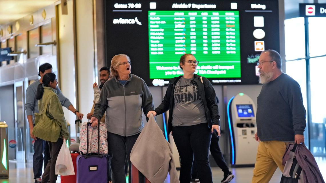 TPA flight status: Dozens of delays, cancellations continue Monday