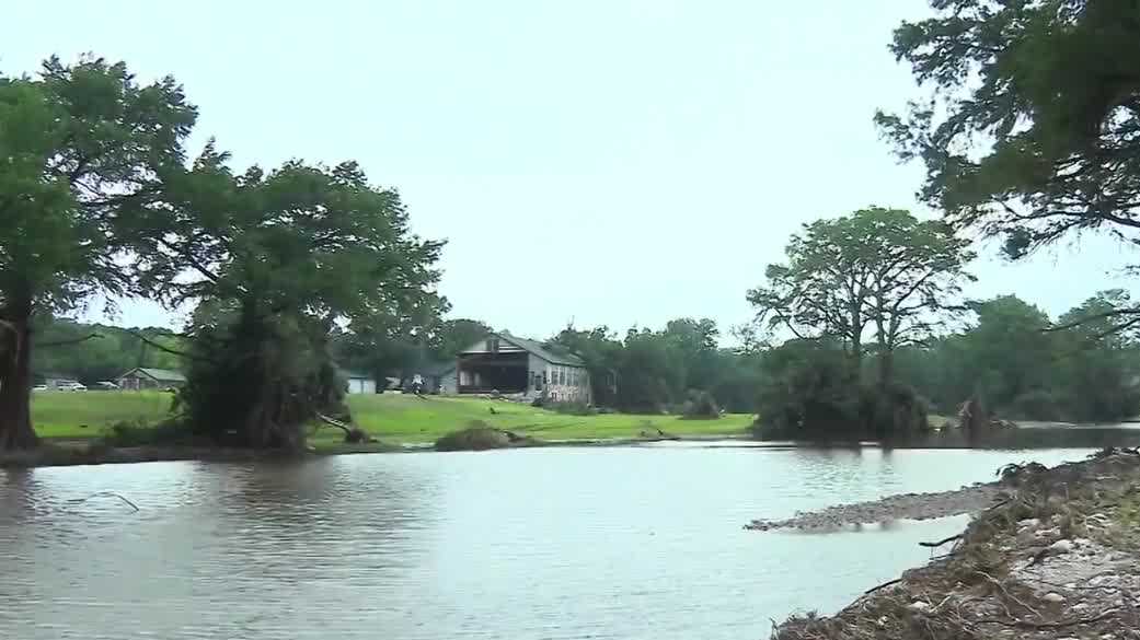 Florida woman accused of posing as father of Texas flood victim