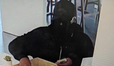 FBI seeks information regarding Fort Lauderdale bank robbery