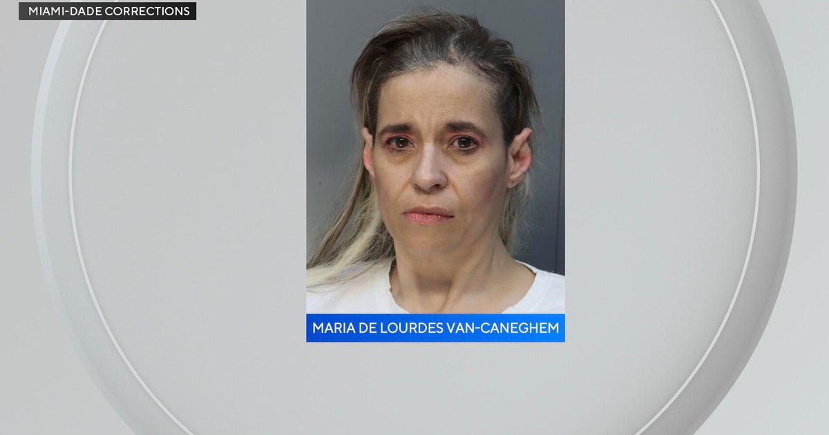 Miami woman posed as immigration attorney, stole money from woman seeking help, police say