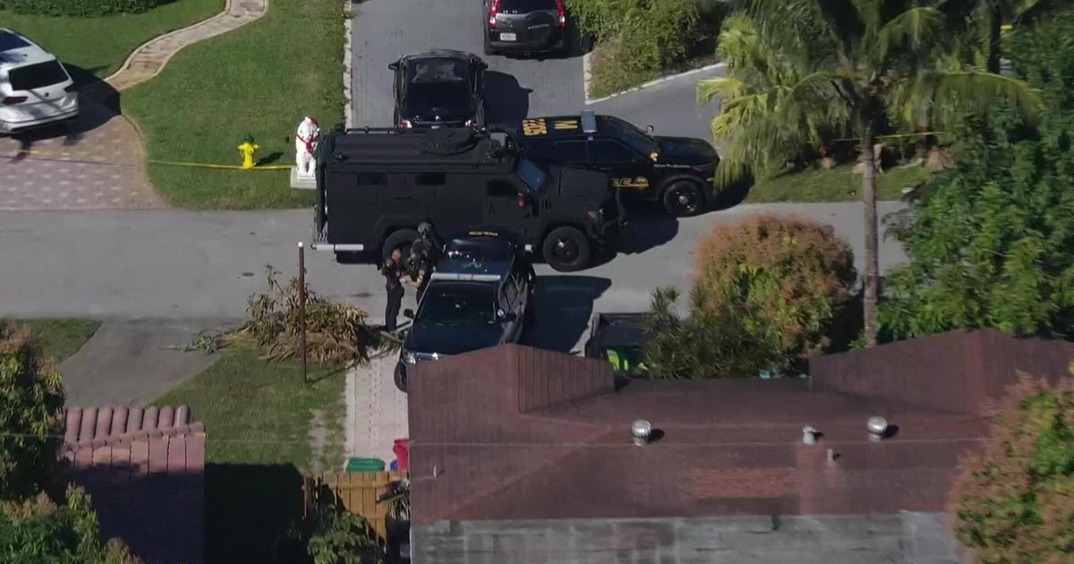 Man barricades himself inside South Florida home, police say