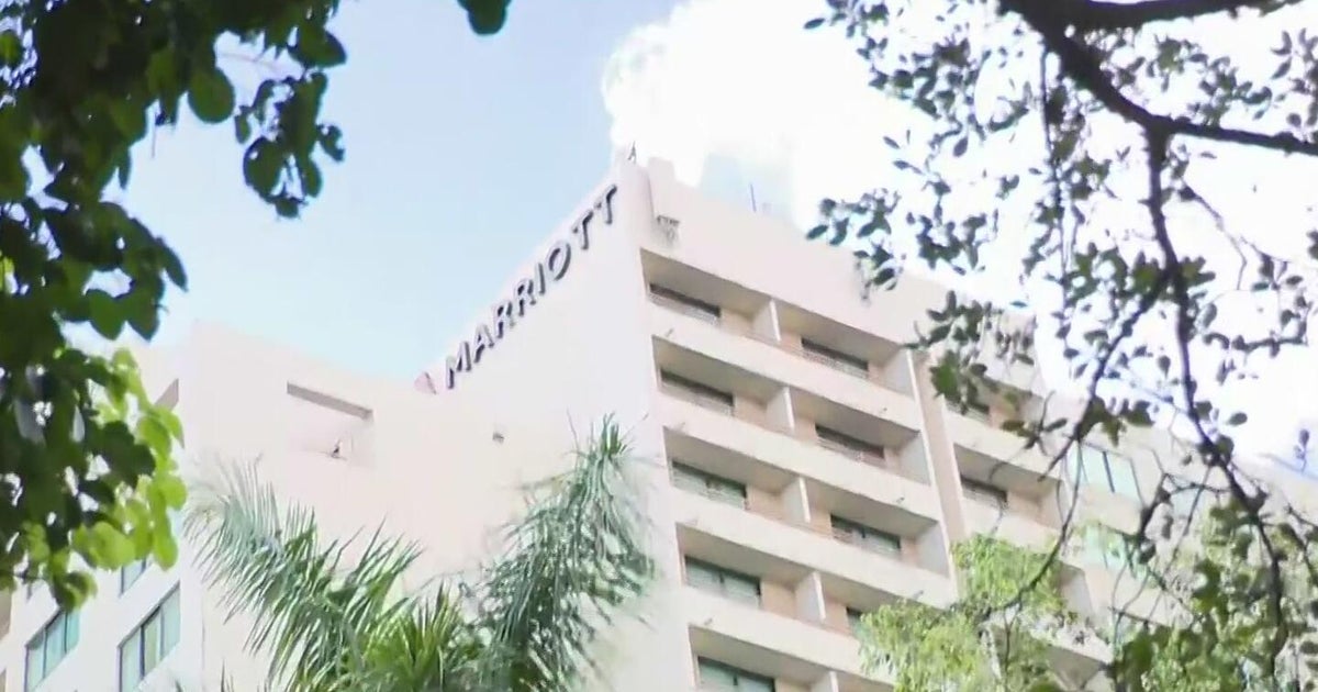 Man taken to hospital after getting shot inside Fort Lauderdale hotel