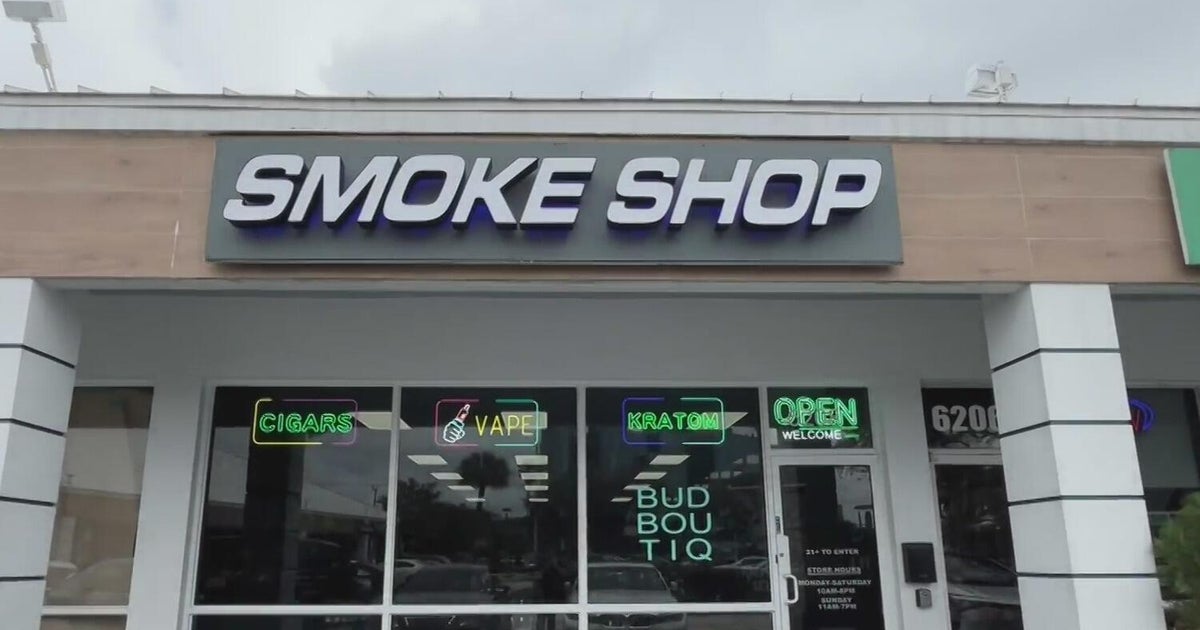 Masked burglars smash Fort Lauderdale vape shop—owner fights back, crew linked to 15 thefts