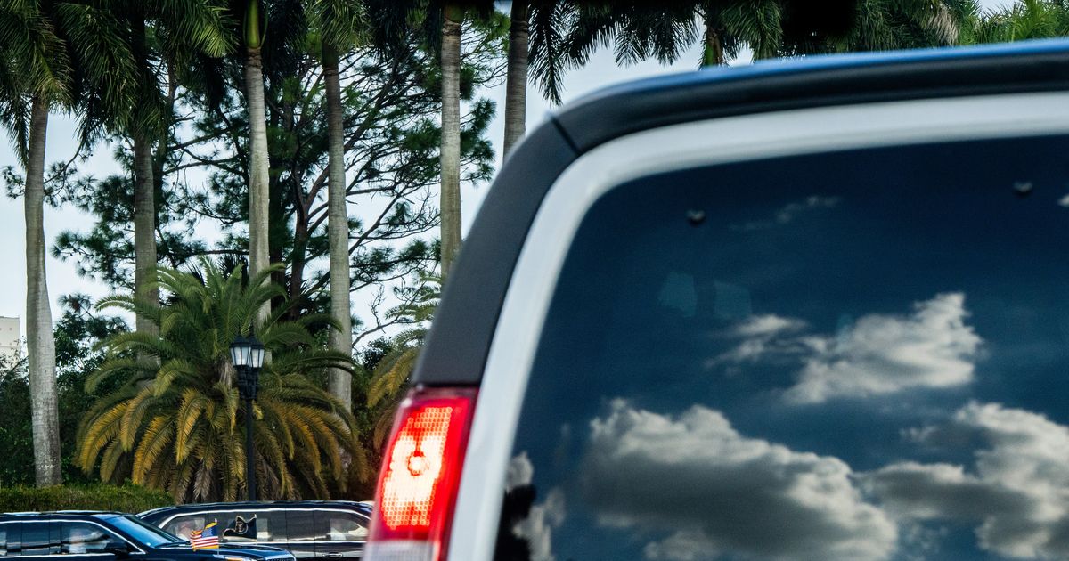 Trump's motorcade in Florida rerouted due to 'suspicious object' :: WRAL.com