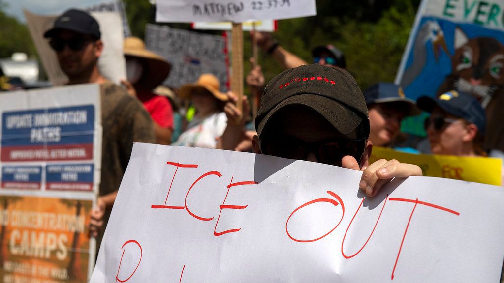 Central Florida leaders and immigration advocates say they are concerned by the increasing number of ICE detainees being held in local jails. (File Photo)