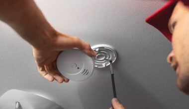 Free smoke and carbon monoxide detectors available for Florida residents