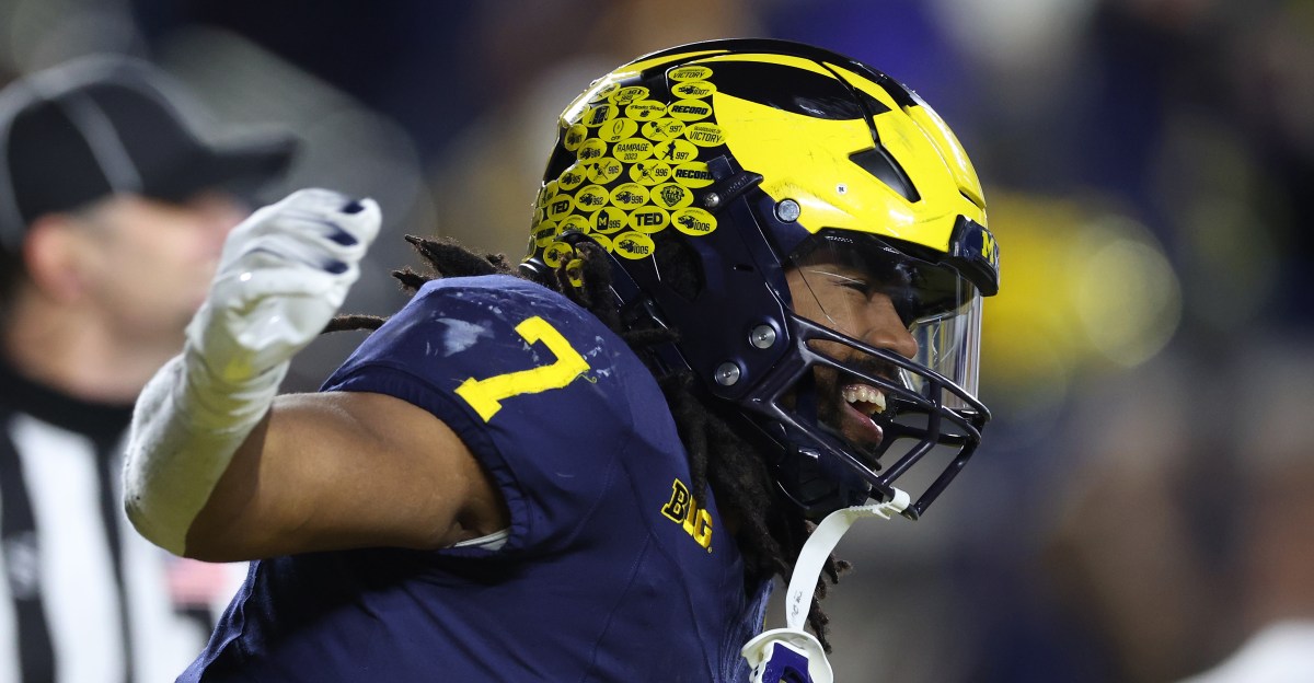 Miami Dolphins update Darren Waller injury status, sign rookie running back ahead of Week 18