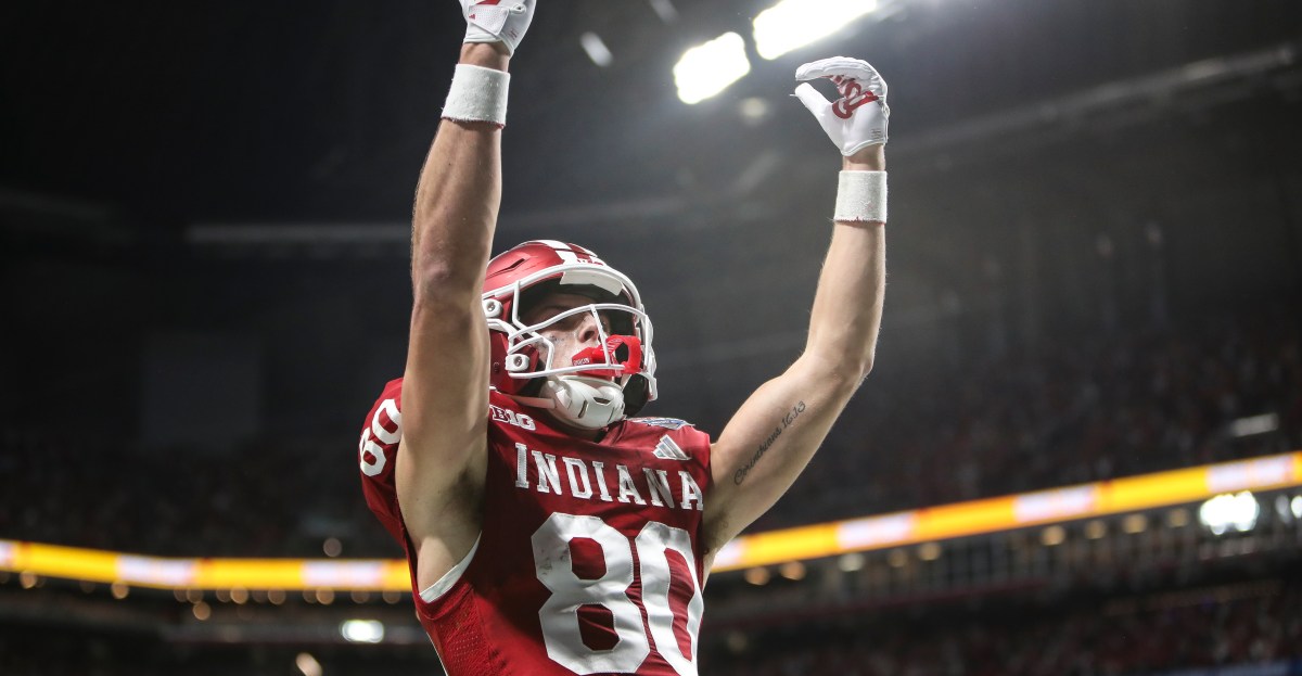 CFP odds: Indiana a sizable favorite over Miami a week out of title game