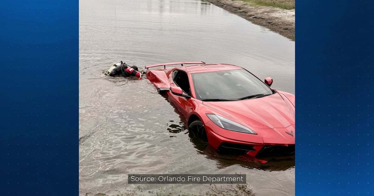 Luxury Corvette found abandoned in Orlando pond – WFTV